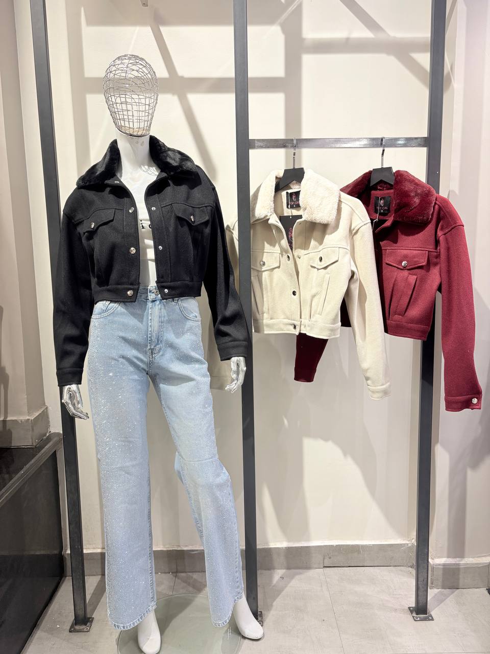 Broadcloth jacket -fur neck